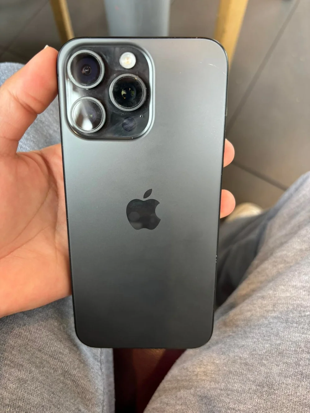 Apple iPhone 15 Pro Max - Black Front Display